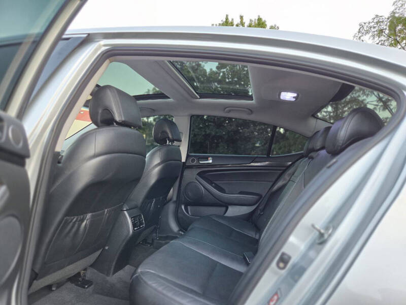 2016 Kia Cadenza Premium