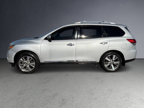 2013 Nissan Pathfinder Platinum