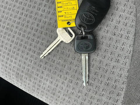 2006 Toyota Sienna