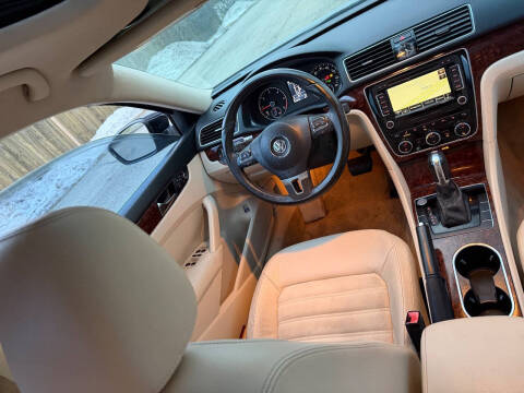 2013 Volkswagen Passat TDI SEL Premium