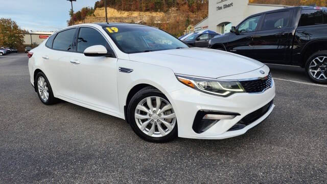 Used 2019 Kia Optima EX with VIN 5XXGU4L19KG343499 for sale in Hazard, KY