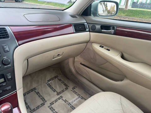 2003 Lexus ES 300