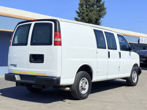 2013 Chevrolet Express 2500