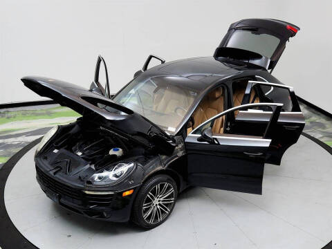 2016 Porsche Macan S