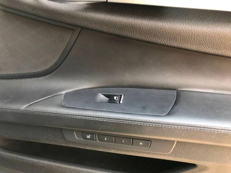 2011 BMW 7 Series 750Li xDrive