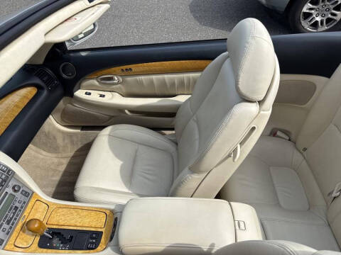 2004 Lexus SC 430