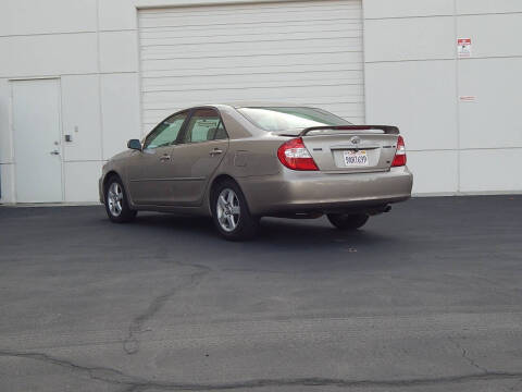 2004 Toyota Camry SE V6