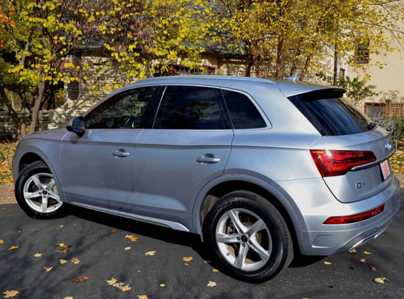 2023 Audi Q5 quattro Premium 40 TFSI