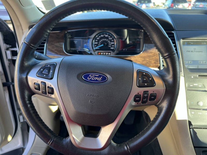 2016 Ford Taurus Limited