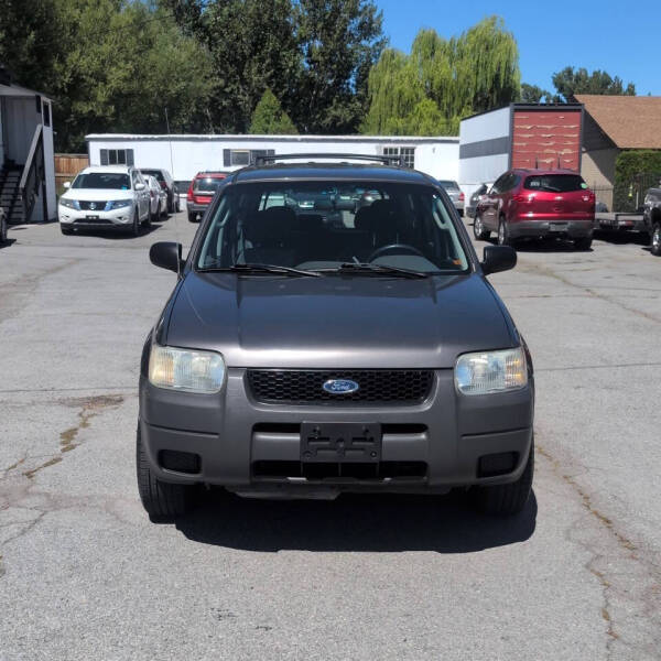 2003 Ford Escape XLS Popular