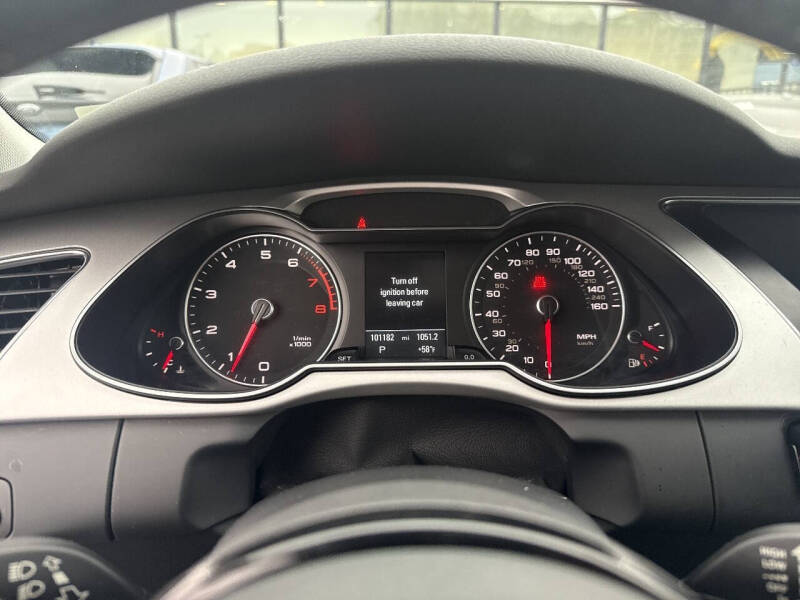 2016 Audi A4 2.0T quattro Premium Plus