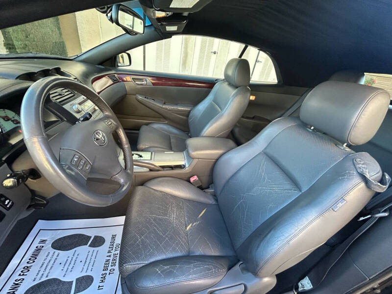 2004 Toyota Camry Solara SLE V6