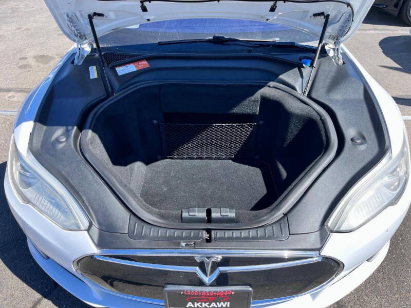 2015 Tesla Model S