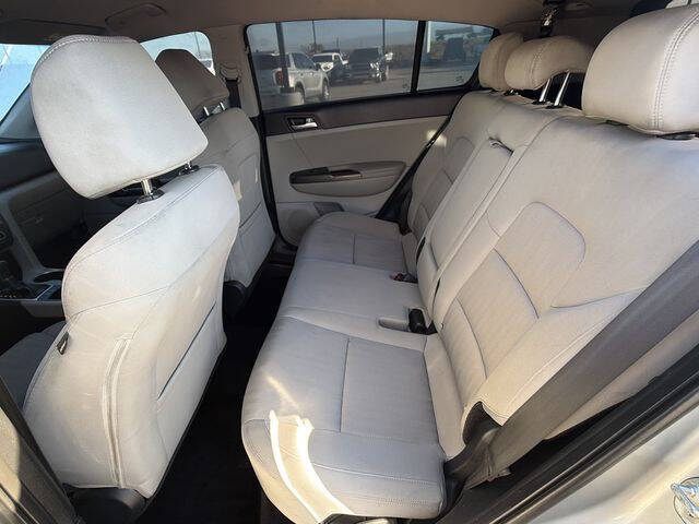 2022 Kia Sportage LX