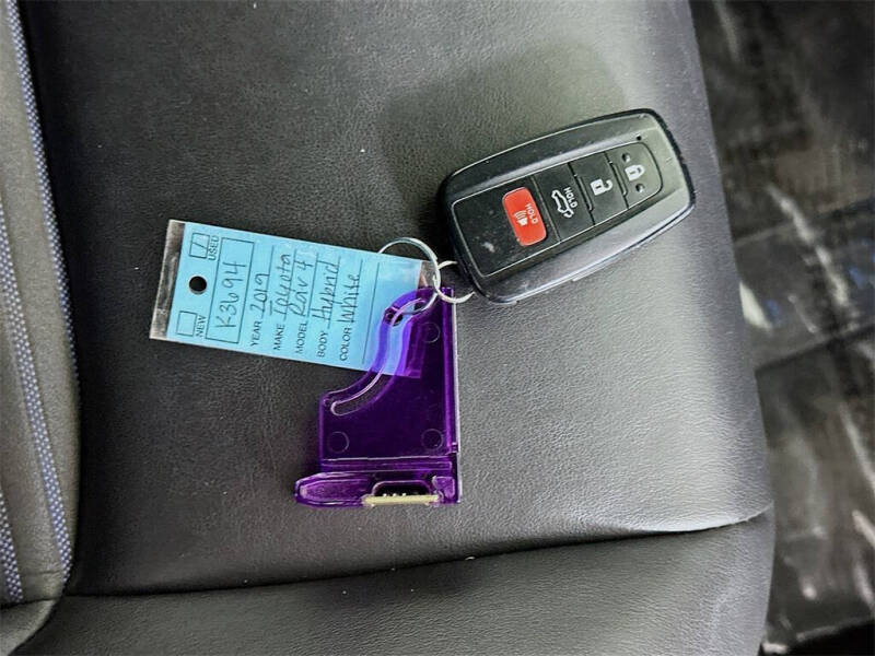 2019 Toyota RAV4 Hybrid XSE