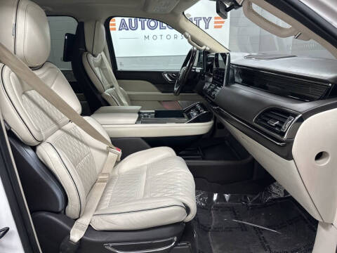 2019 Lincoln Navigator L Black Label