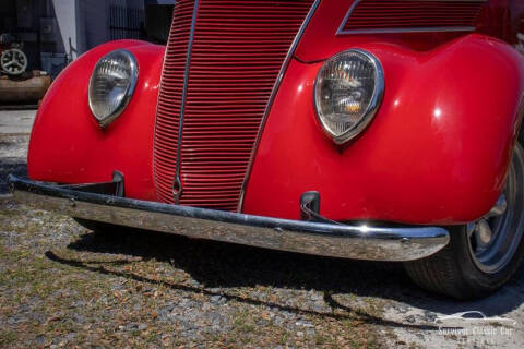 1937 Ford Tudor