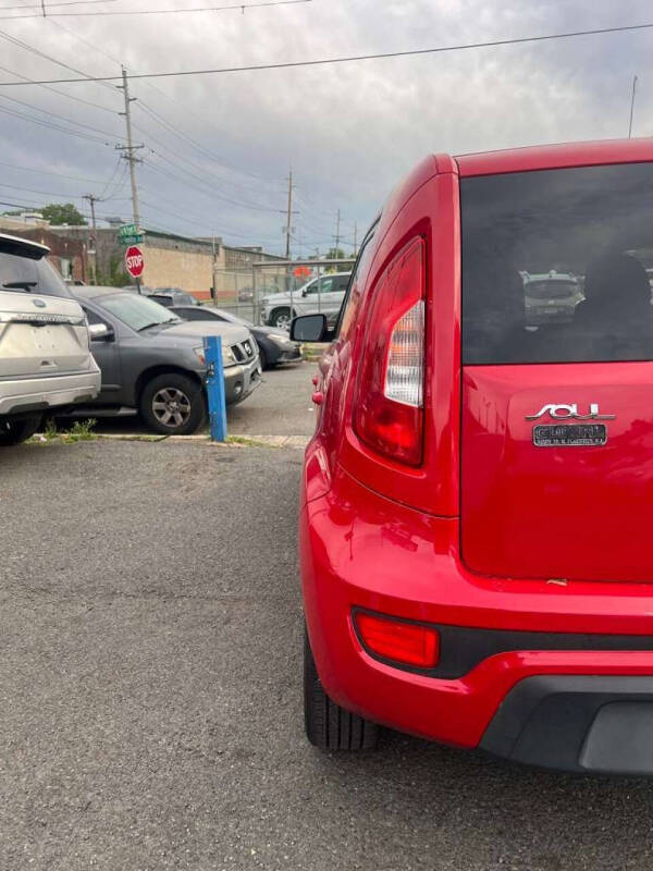 2012 Kia Soul +