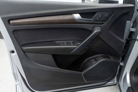 2024 Audi Q5 e quattro S line Premium 55 TFSI