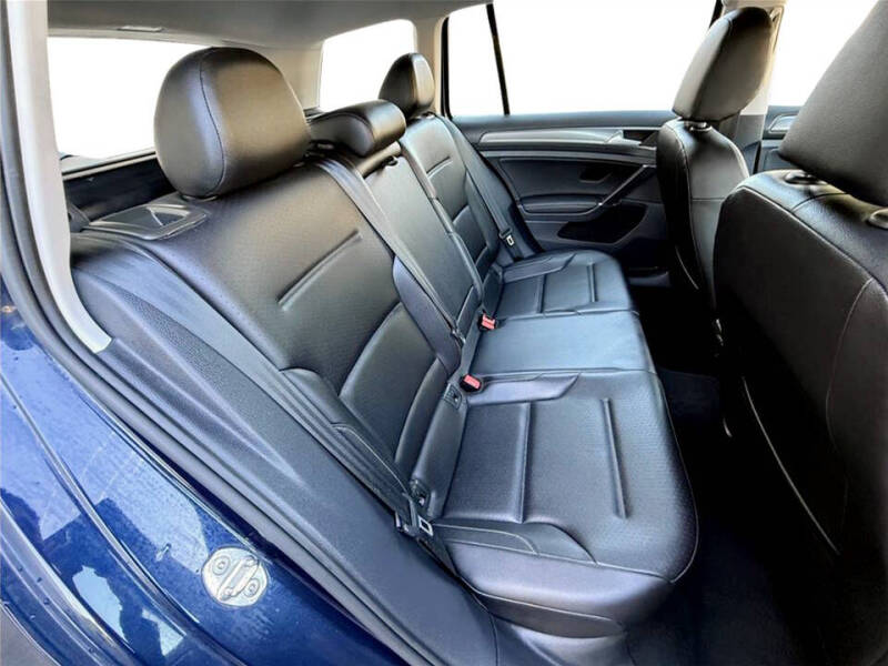 2017 Volkswagen Golf Alltrack