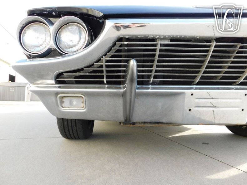 1965 Ford Thunderbird