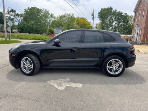 2017 Porsche Macan