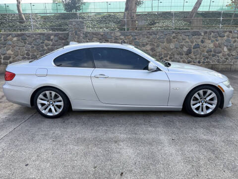 2012 BMW 3 Series 328i