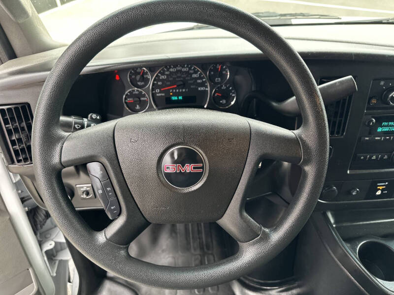 2023 GMC Savana 2500