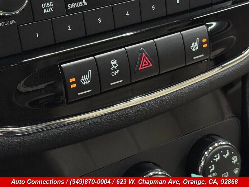 2013 Chrysler 200 Limited