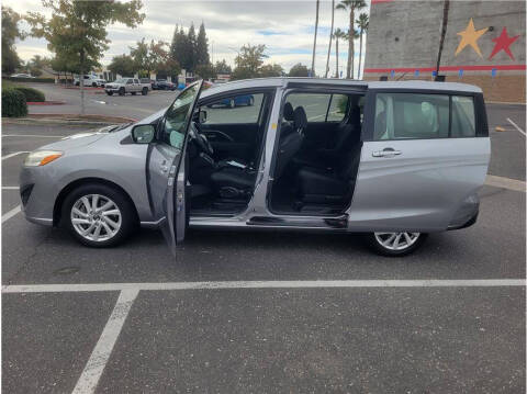 2015 Mazda MAZDA5 Sport