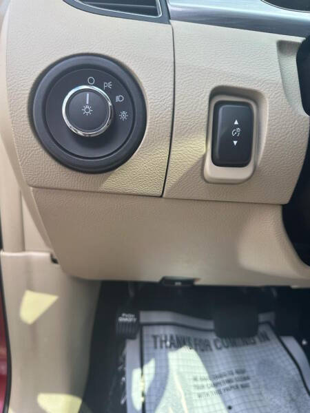 2013 Ford Taurus SEL
