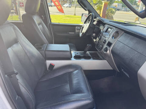 2017 Ford Expedition EL XLT