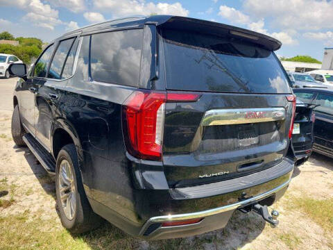 2023 GMC Yukon SLT