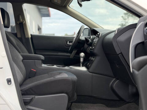 2013 Nissan Rogue SV