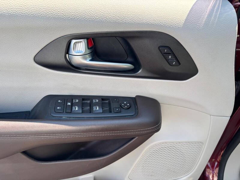 2020 Chrysler Pacifica Touring L Plus