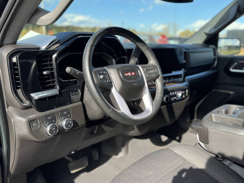 2023 GMC Sierra 1500 SLE