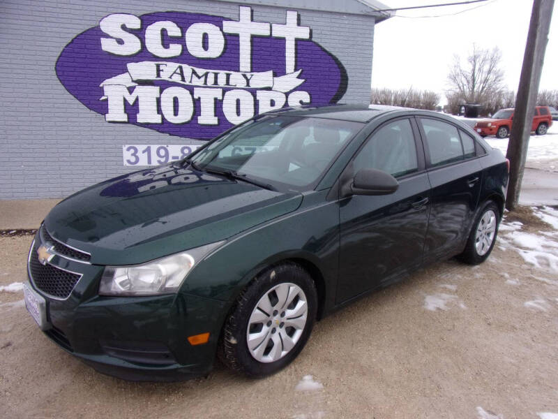 2014 Chevrolet Cruze for sale at SCOTT FAMILY MOTORS in Springville IA