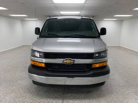 2025 Chevrolet Express 3500
