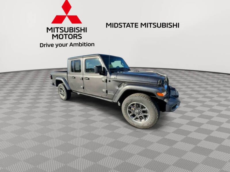 Used 2023 Jeep Gladiator Overland with VIN 1C6HJTFG5PL514822 for sale in Auburn, MA