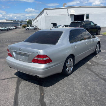 2004 Lexus LS 430
