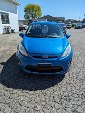 2012 Ford Fiesta for sale at Cox Cars & Trux in Edgerton WI
