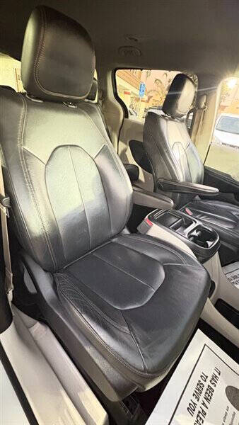 2017 Chrysler Pacifica