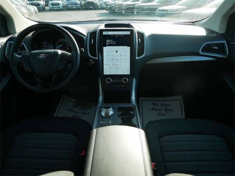 2024 Ford Edge SE