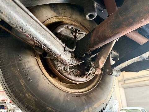 1948 Ford Super Deluxe