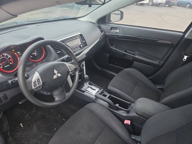 2016 Mitsubishi Lancer ES