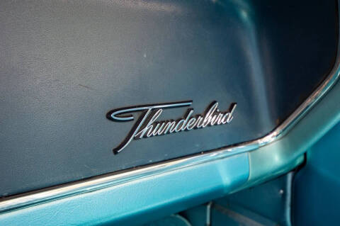 1964 Ford Thunderbird