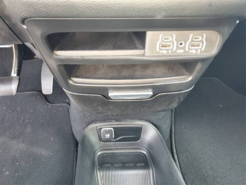 2024 Chrysler Pacifica Touring