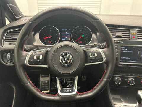 2017 Volkswagen Golf GTI SE