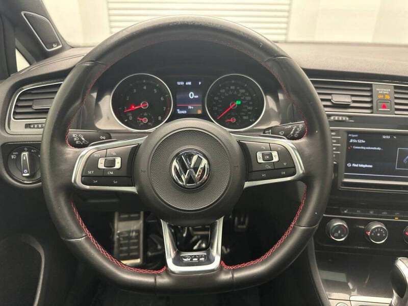 2017 Volkswagen Golf GTI SE