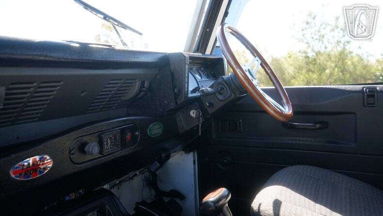 1986 Land Rover Defender